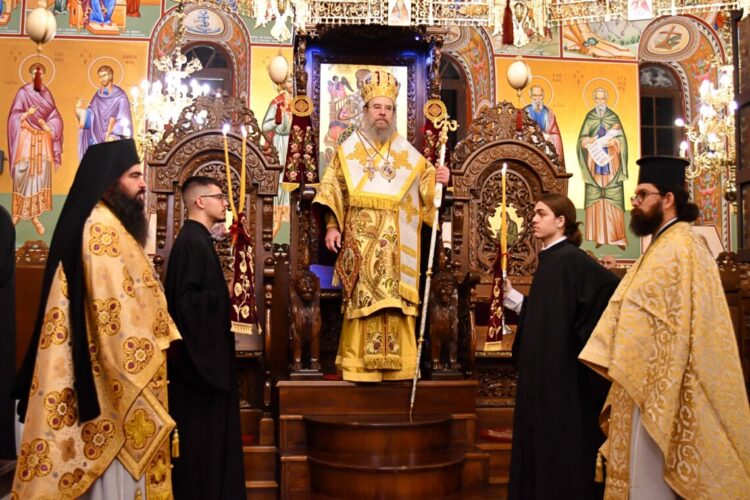 ΧΡΙΣΤΟΥΓΕΝΝΑ ΣΤΗΝ ΑΡΧΟΝΤΙΚΗ ΑΡΝΑΙΑ