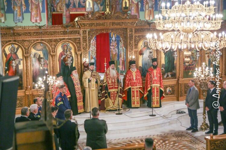 Τους Προστάτες του, Αγίους Τρεις Παίδες εν Καμίνω, εόρτασε το Πυροσβεστικό Σώμα στη Λαμία