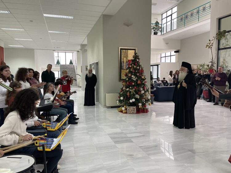 Χριστουγεννιάτικες μελωδίες πλημμύρισε το Συνεδριακό Κέντρο Θεσσαλίας