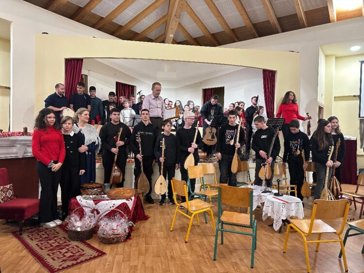 Xριστουγεννιάτικη μουσική εκδήλωση της Σχολής Βυζαντινής Μουσικής της Ι.Μ. Καρπενησίου