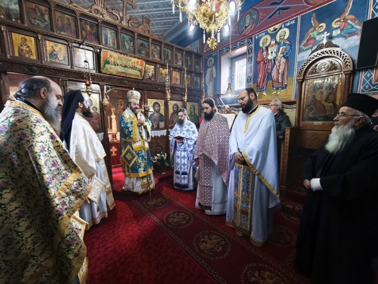 Χειροθεσία Οικονόμου από τον Μητρ. Δρυϊνουπόλεως, Πωγωνιανής και Κονίτσης