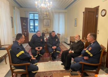 Εθιμοτυπική επίσκεψη του νέου Διοικητή Πυροσβεστικών Υπηρεσιών στον Μητρ. Θεσσαλιώτιδος