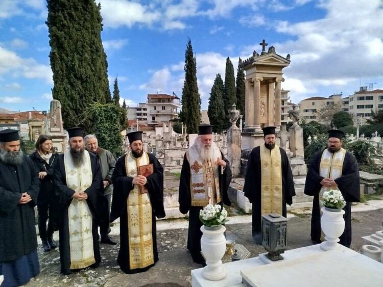 30 χρόνια απο την κοίμηση του Μαντινείας Θεoκλήτου