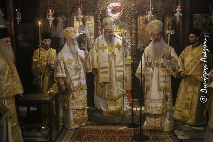 Λαμπρό Πολυαρχιερατικό Συλλείτουργο επί τη μνήμη του Οσίου Βησσαρίωνος του Αγαθωνίτου