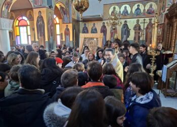 Ἡ Ἑορτὴ τῶν Ἁγίων Τριῶν Ἱεραρχῶν σὲ Ἱεροὺς Ναοὺς καὶ Σχολεῖα τῆς Καστοριᾶς