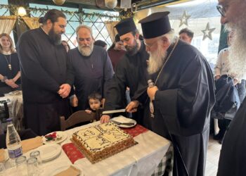 ΣΥΝΑΝΤΗΣΗ ΤΟΥ ΜΗΤΡΟΠΟΛΙΤΗ ΚΕΡΚΥΡΑΣ ΜΕ ΤΑ ΣΤΕΛΕΧΗ ΤΩΝ ΚΑΤΑΣΚΗΝΩΣΕΩΝ