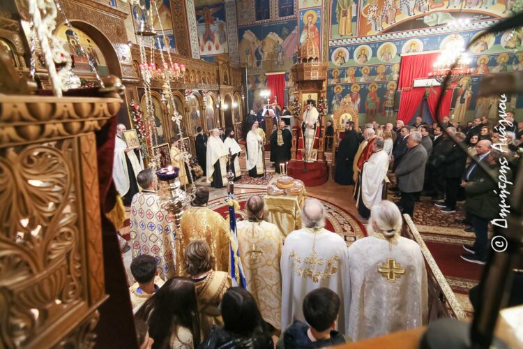 Φθιώτιδος Συμεών: «Να μην πάρουμε τα μάτια μας από τον Χριστό»