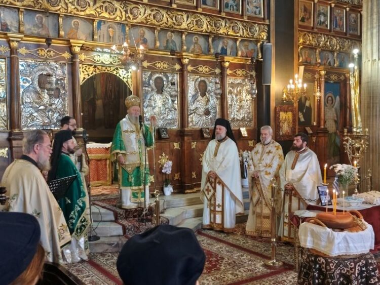 Η ΕΟΡΤΗ ΤΩΝ ΠΡΟΣΤΑΤΩΝ ΤΩΝ ΕΛΛΗΝΙΚΩΝ ΓΡΑΜΜΑΤΩΝ ΚΑΙ ΤΗΣ ΠΑΙΔΕΙΑΣ ΣΤΗΝ ΙΕΡΑ ΜΗΤΡΟΠΟΛΗ ΧΑΛΚΙΔΟΣ