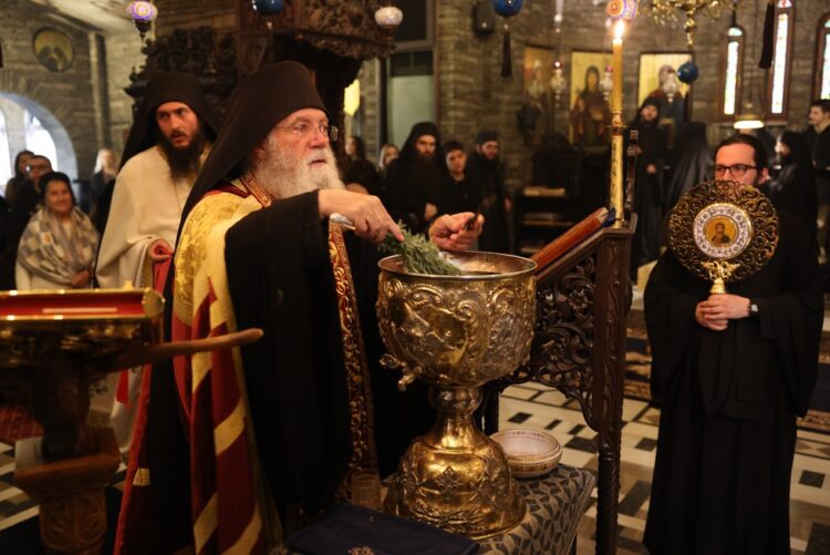 Θεοφάνεια στην Ιερά Μονή Τρικόρφου