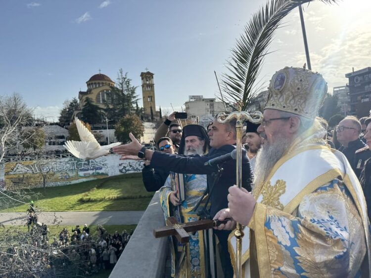 Τα Άγια Θεοφάνεια στην Λάρισα