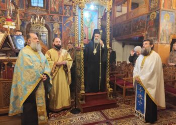 Εσπερινός της Υπαπαντής του Σωτήρος Χριστού στον Ιερό Ναό Ζωοδόχου Πηγής Καρδίτσης