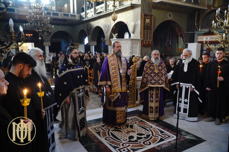 Η Ακολουθία των Προηγιασμένων Τιμίων Δώρων στον Ιερό Ναό Παναγίας της Φανερωμένης Καλλιθέας