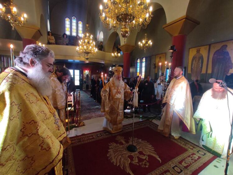 O Θεός Πατέρας μας περιμένει όλους να επιστρέψουμε,