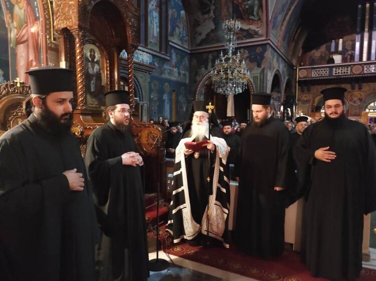 Ο Α’ ΚΑΤΑΝΥΚΤΙΚΟΣ ΕΣΠΕΡΙΝΟΣ ΣΤΗΝ ΙΕΡΑ ΜΗΤΡΟΠΟΛΗ ΚΟΡΙΝΘΟΥ