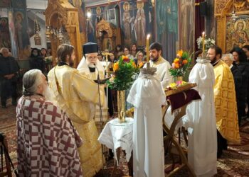 Η ΑΚΟΛΟΥΘΙΑ ΤΩΝ ΠΡΩΤΩΝ ΧΑΙΡΕΤΙΣΜΩΝ ΣΤΗΝ ΕΡΕΤΡΙΑ