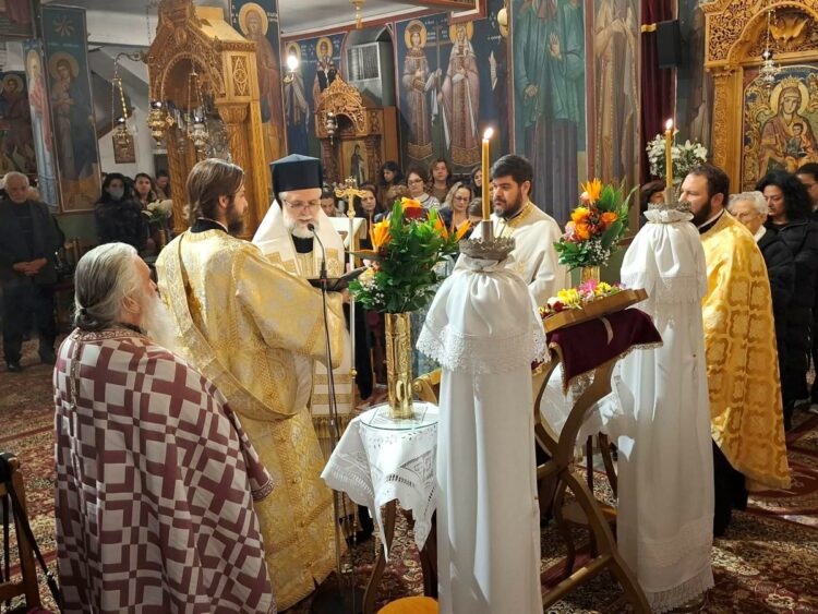 Η ΑΚΟΛΟΥΘΙΑ ΤΩΝ ΠΡΩΤΩΝ ΧΑΙΡΕΤΙΣΜΩΝ ΣΤΗΝ ΕΡΕΤΡΙΑ