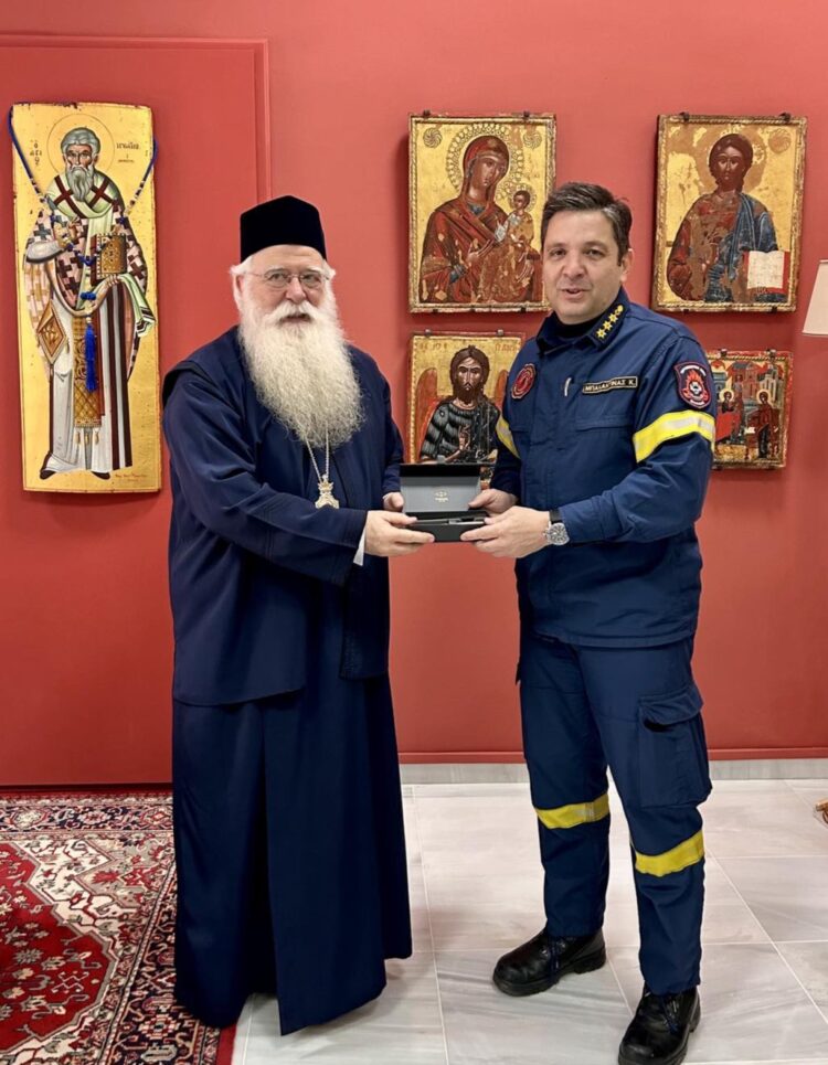 Εθιμοτυπική επίσκεψη του Διοικητή Πυροσβεστικών Υπηρεσιών Μαγνησίας στον Μητρ. Δημητριάδος