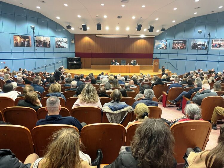 Ο π. Χαράλαμπος Παπαδόπουλος (Λίβυος) στη Σχολή Γονέων Βόλου