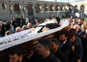 Η ταφή του Γέροντος Στεφάνου Αναγνωστόπουλου στην Ιερά Μονή Παναγίας Βαρνάκοβας