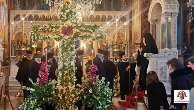 Ο Δ΄ Κατανυκτικός Εσπερινός σε Νεάπολη και Σπάρτη