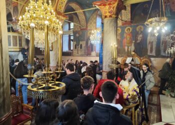 Μαθητική Ακολουθία Προηγιασμένων Τιμίων Δώρων στον Ι.Ν. Αγίου Νικολάου Φαρσάλων