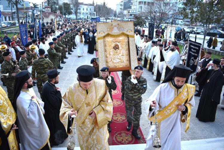 Η Κομοτηνή υποδέχθηκε το πιστό αντίγραφο της Ιεράς Εικόνος «Άξιόν Εστιν»