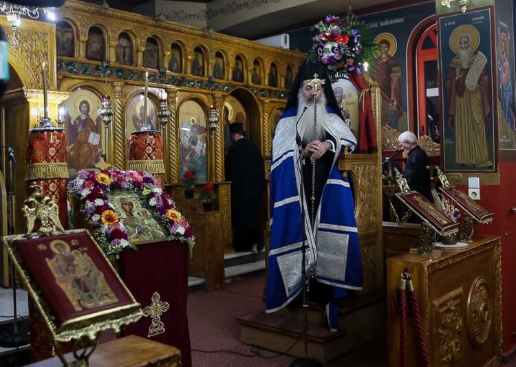 Η Παναγία μας λιμάνι, καταφύγιο και σκέπη του κόσμου