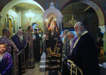 Ο Κατανυκτικός Εσπερινός της B΄ Εβδομάδος των Νηστειών στην Ιερά Μητρόπολη Πειραιώς