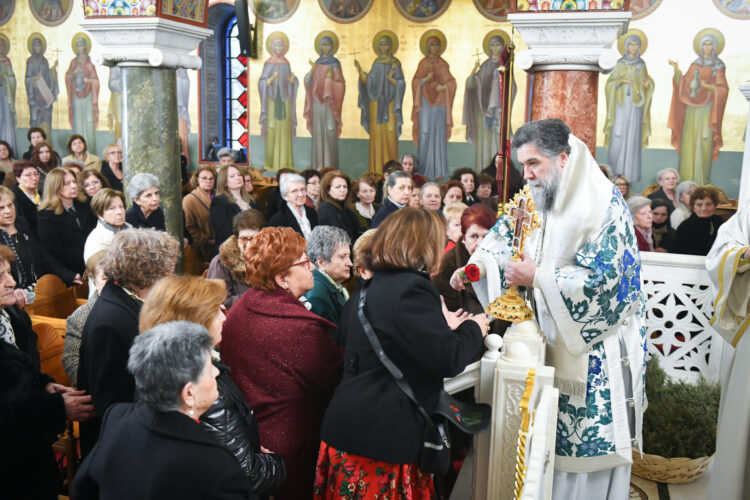 Σερρών Θεολόγος: «Ο ζωηφόρος Σταυρός, το αιώνιο σύμβολο της αγάπης, της πανσοφίας και της παντοδυναμίας του Θεού»