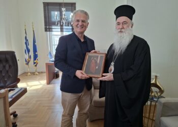 Εθιμοτυπική Επίσκεψη του Μητροπολίτου Κορίνθου στον Περιφερειάρχη Πελοποννήσου