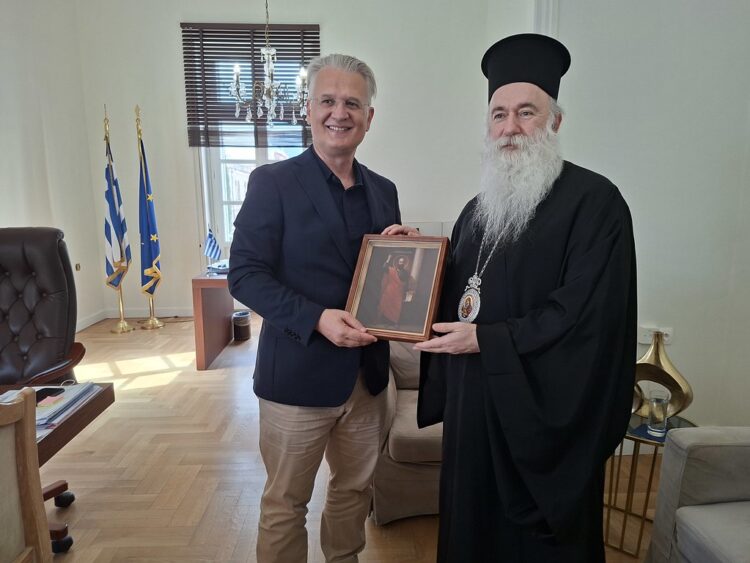 Εθιμοτυπική Επίσκεψη του Μητροπολίτου Κορίνθου στον Περιφερειάρχη Πελοποννήσου