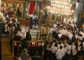 Φθιώτιδος Συμεών προς μαθητές: «Μην αφήσετε κανένα σκοτάδι να σας νικήσει»