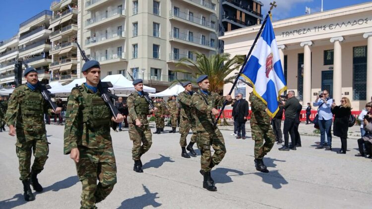 «Nα φανούμε αντάξιοι και της πίστεως και της πατρίδος»