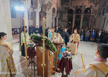 Η ακολουθία του Ακαθίστου Ύμνου στην Παλαιά Μητρόπολη Βεροίας