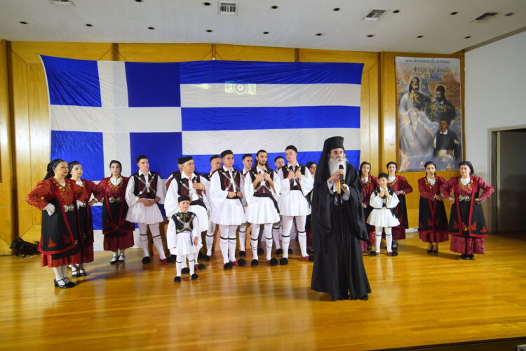 Οι Νεομάρτυρες με το πορφυρό αίμα τους διέσωσαν την πίστη και ταυτότητά μας.