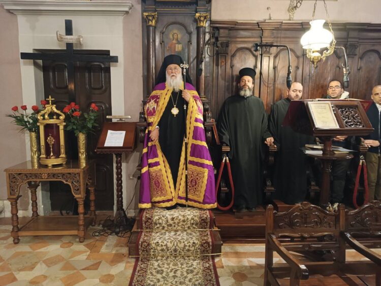 Κερκύρας Νεκτάριος: «Ο Τίμιος Σταυρός είναι η πνευματική σφραγίδα των Χριστιανών»