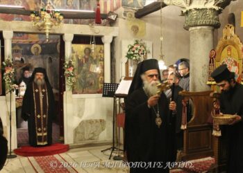 Άρτης Καλλίνικος: Με τον Σταυρό πορευόμαστε προς την Ανάσταση»