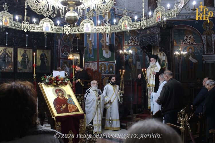 «Στα δάκρυα η Παναγία γίνεται ελπίδα»