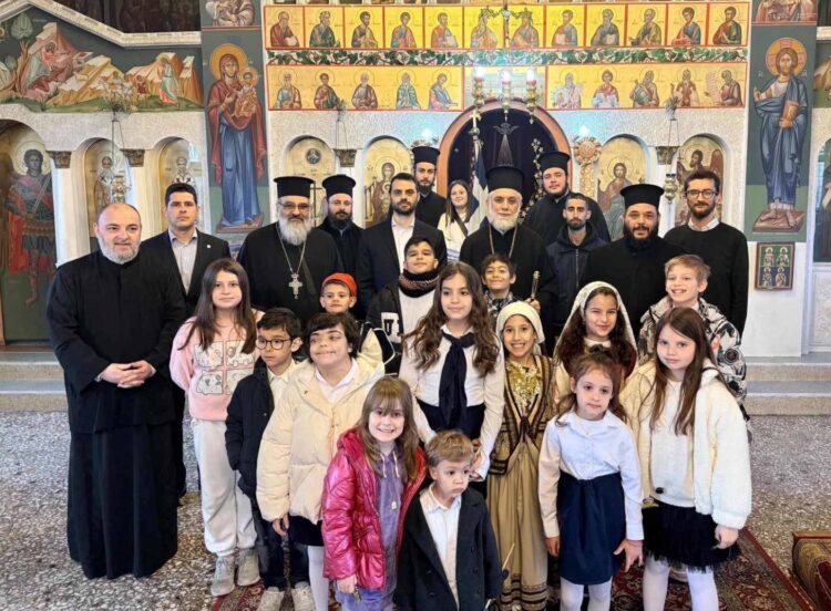 Ο Επίσκοπος Σκοπέλου κοντά στα παιδιά και τους πιστούς του Θεολόγου Διρφύων