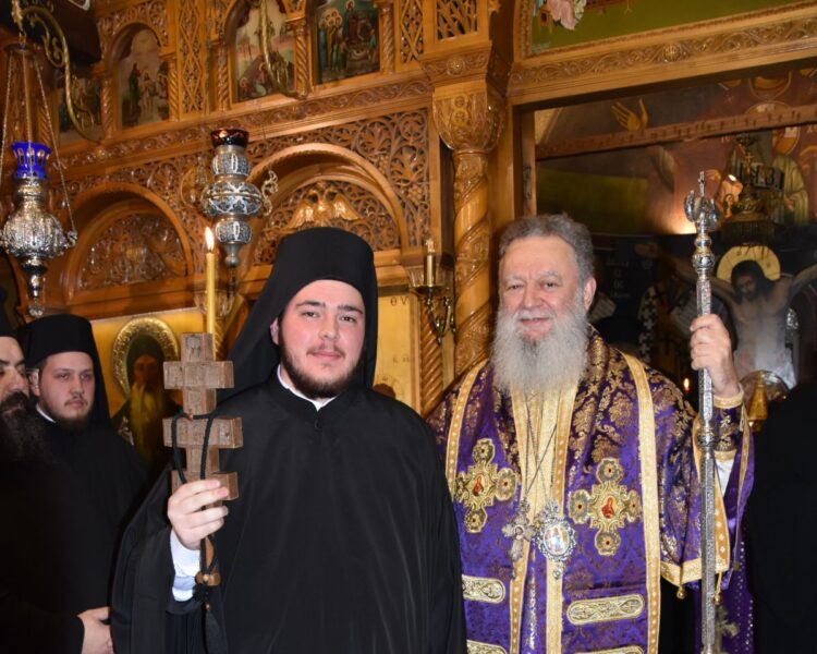 ΚΟΥΡΑ ΝΕΟΥ ΜΟΝΑΧΟΥ ΣΤΗΝ ΙΕΡΑ ΜΟΝΗ ΟΣΙΟΥ ΔΑΥΪΔ ΓΕΡΟΝΤΟΣ