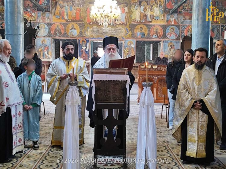 Κομπότι Άρτης: Σχολικός εκκλησιασμός στην Δ΄ Στάση των Χαιρετισμών