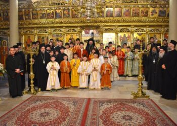 ΣΥΝΑΞΗ ΙΕΡΟΠΑΙΔΩΝ ΤΩΝ ΕΝΟΡΙΩΝ ΤΗΣ ΙΕΡΑΣ ΜΗΤΡΟΠΟΛΕΩΣ ΜΑΡΩΝΕΙΑΣ