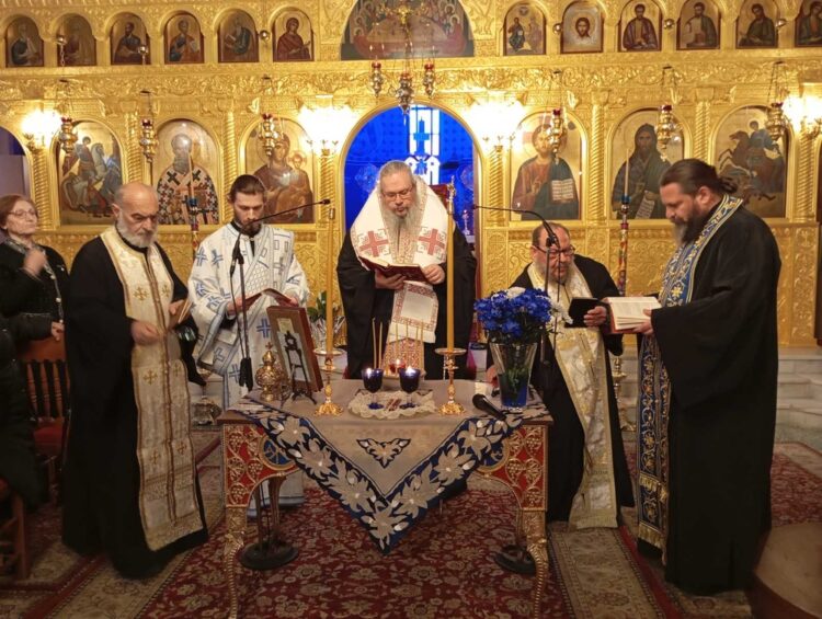 Το μυστήριο του Ιερού Ευχελαίου τ στα Δένδρα