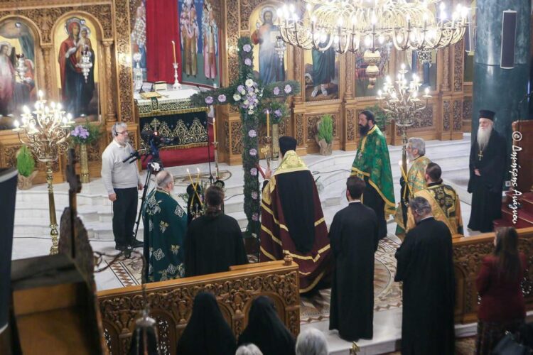 Φθιώτιδος Συμεών: «Ζωοποιός Σταυρός: ο εκ προθέσεως θάνατος»