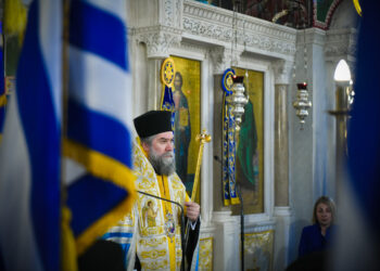 Σερρών Θεολόγος: «Εὐαγγελίζου γῆ χαρὰν μεγάλην, αἰνεῖτε οὐρανοὶ Θεοῦ τὴν δόξαν!»