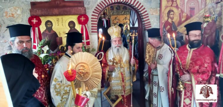 Πανηγυρική Αρχιερατική Θεία Λειτουργία στον Ι.Ν. Αγίου Ραφαήλ της Ι.Μ. Ζερμπίτσης