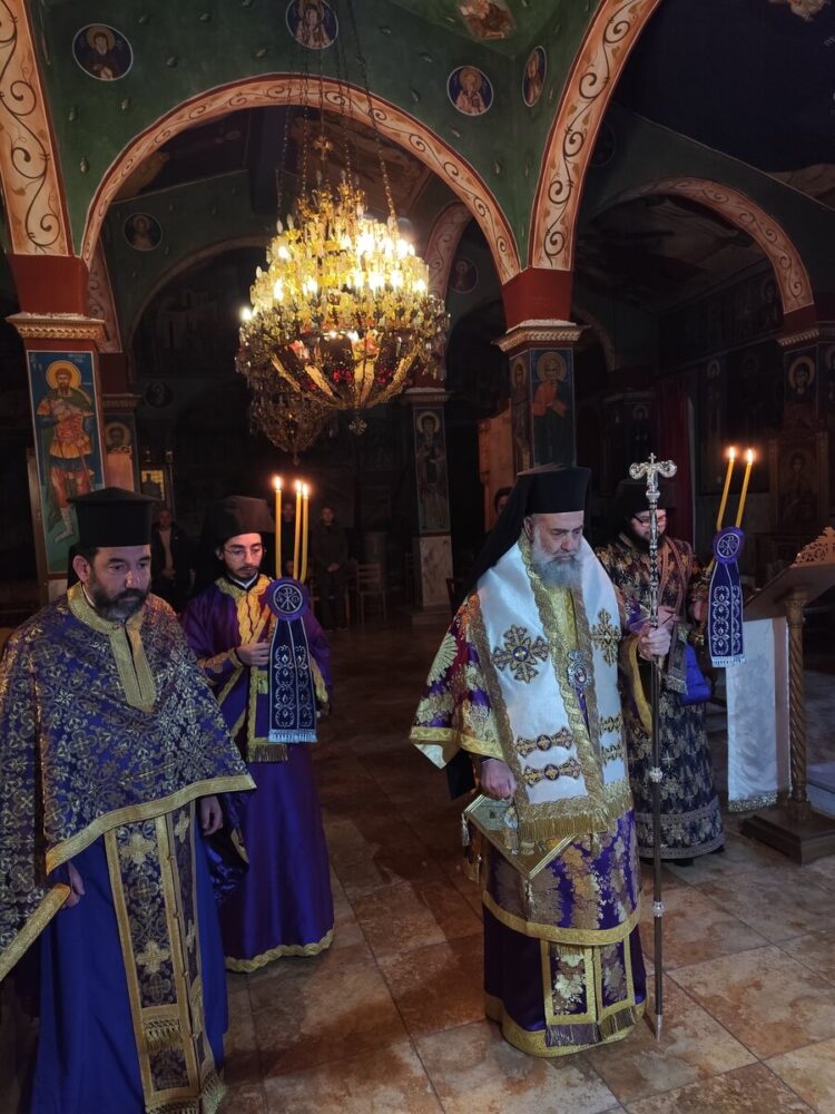 Ακολουθία των Προηγιασμένων στην Ιερά Μονή Παναγίας Φανερωμένης Καλλιφωνίου