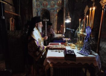 Προηγιασμένη Θεία Λειτουργία στην Ι.Μ. Αγίας Τριάδος Δρακότρυπας