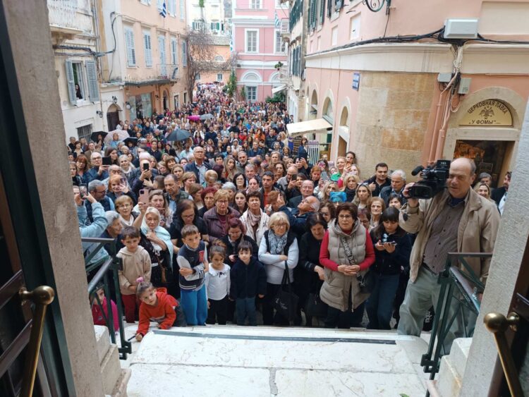 ΤΑ “ΜΠΑΣΜΑΤΑ” ΤΟΥ ΑΓΙΟΥ ΣΠΥΡΙΔΩΝΟΣ ΣΤΗΝ ΚΕΡΚΥΡΑ