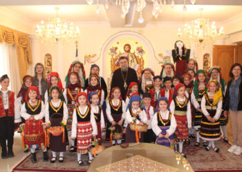 Προανάκρουσμα ελπίδος και ζωής από τους μικρούς αγγελιοφόρους της Αναστάσεως στην Εκκλησία των Σερρών